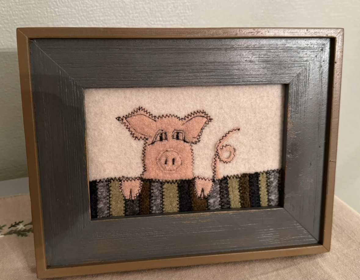 Pig/Fence